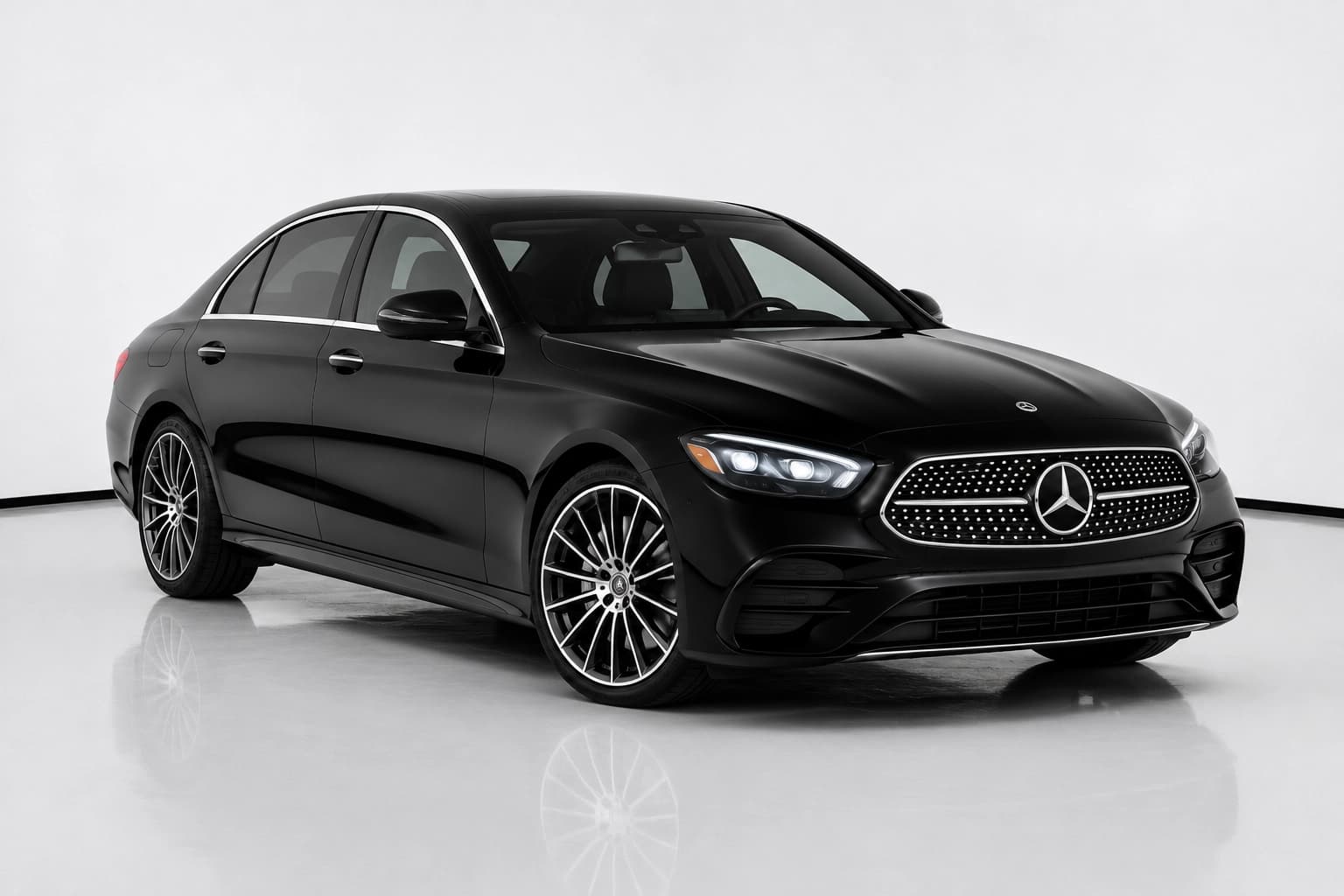 Luxury Sedan available from Cityscape Limo