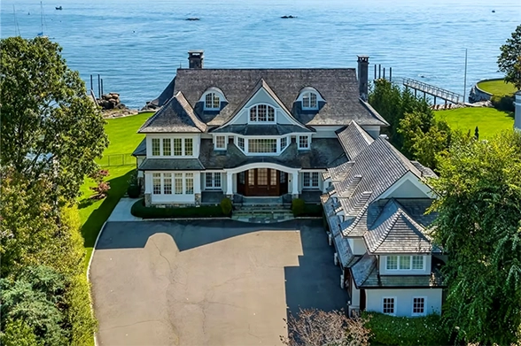 Luxury waterfront home in Darien, Connecticut, served by Cityscape Limo luxury car service and airport transportation.