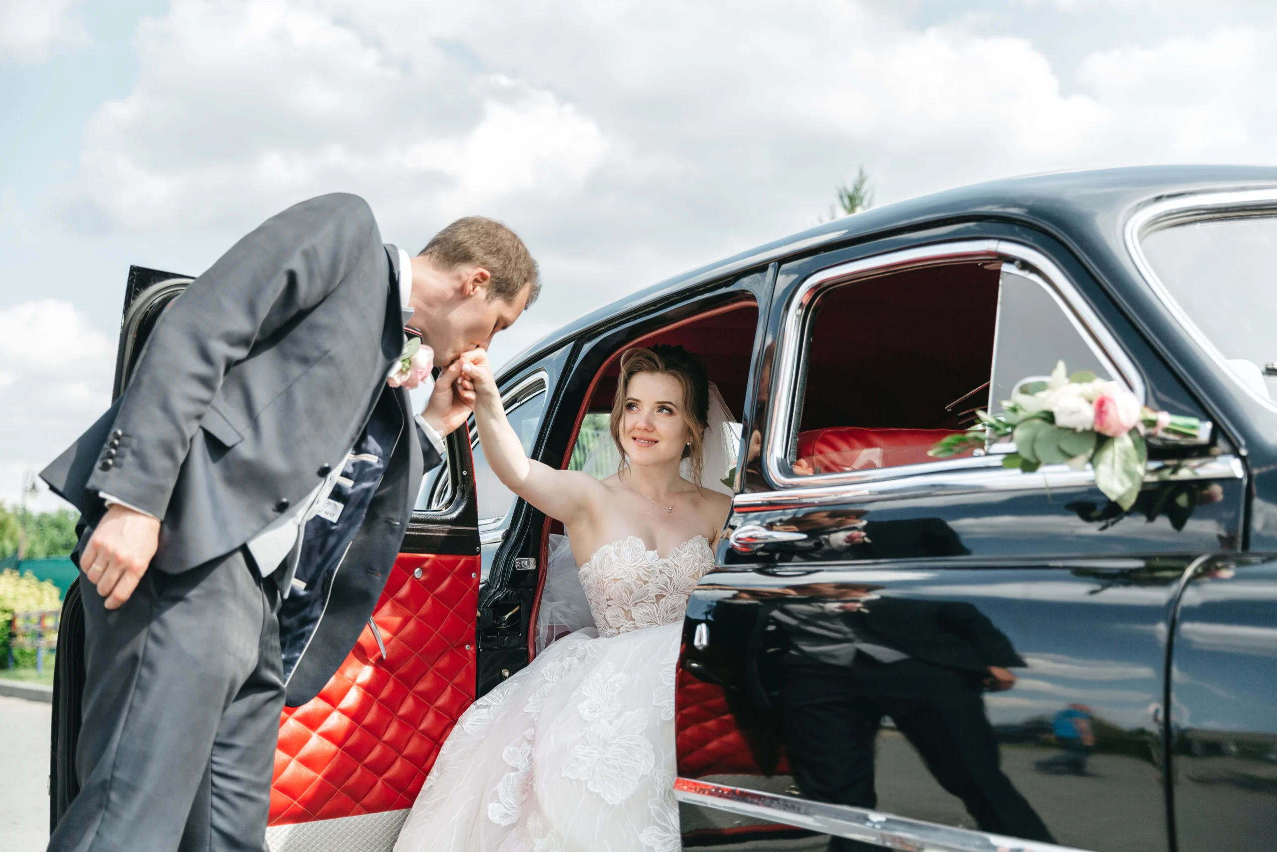 Luxury wedding limousine and chauffeur transportation